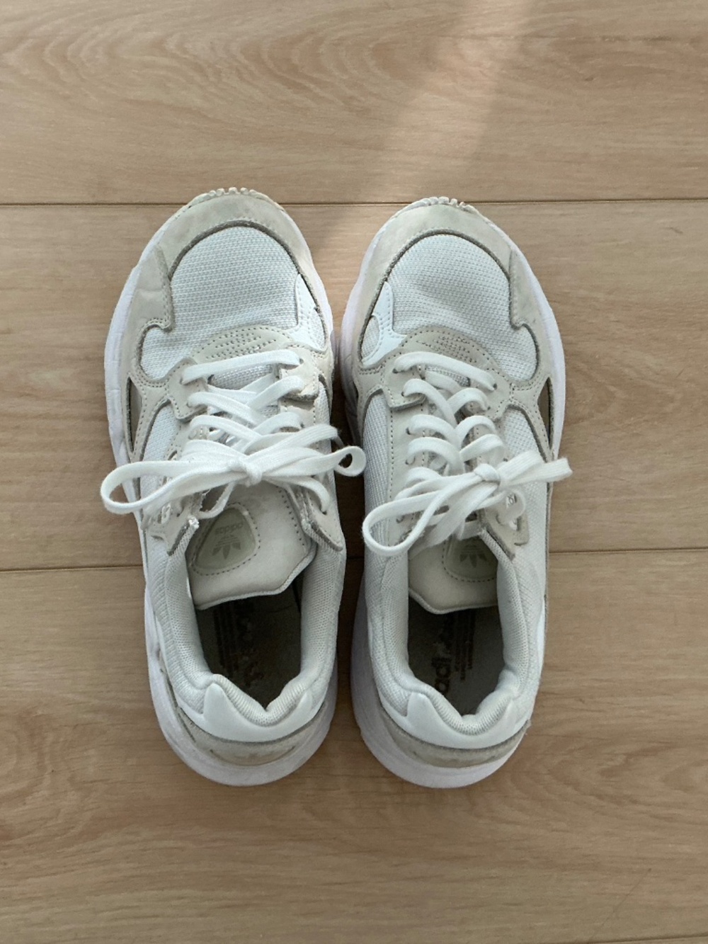 Adidas Falcons - Picture 2 of 5